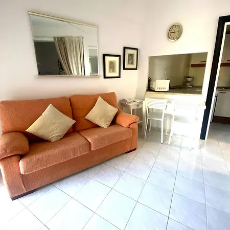 Estudio Con Vistas Al Mar En A 100 Metros De La Playa Apartment